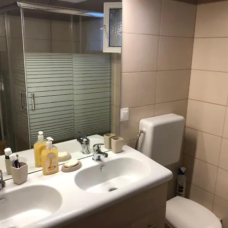Apartment Sophies Sea View Touzla Ofrinion